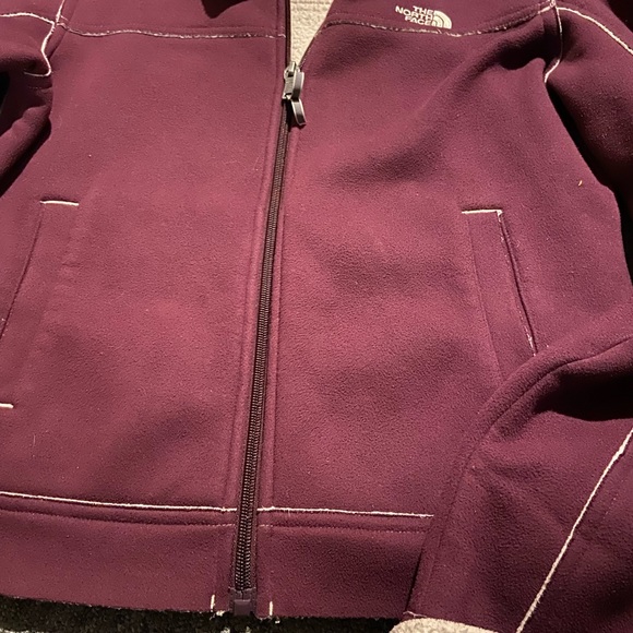 The North Face Wine and Sherpa Jacket - Picture 5 of 5